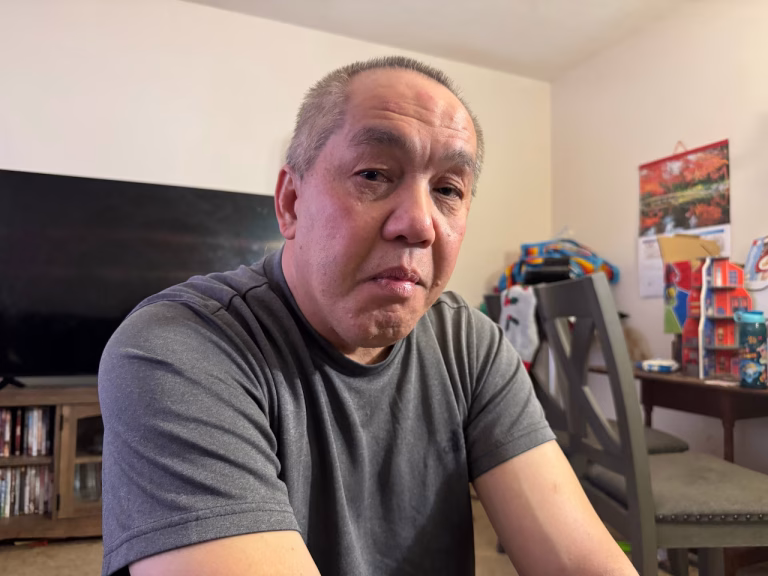 亞裔美國公民回憶遭ICE突襲　幾近赤裸被帶離住家心生恐懼